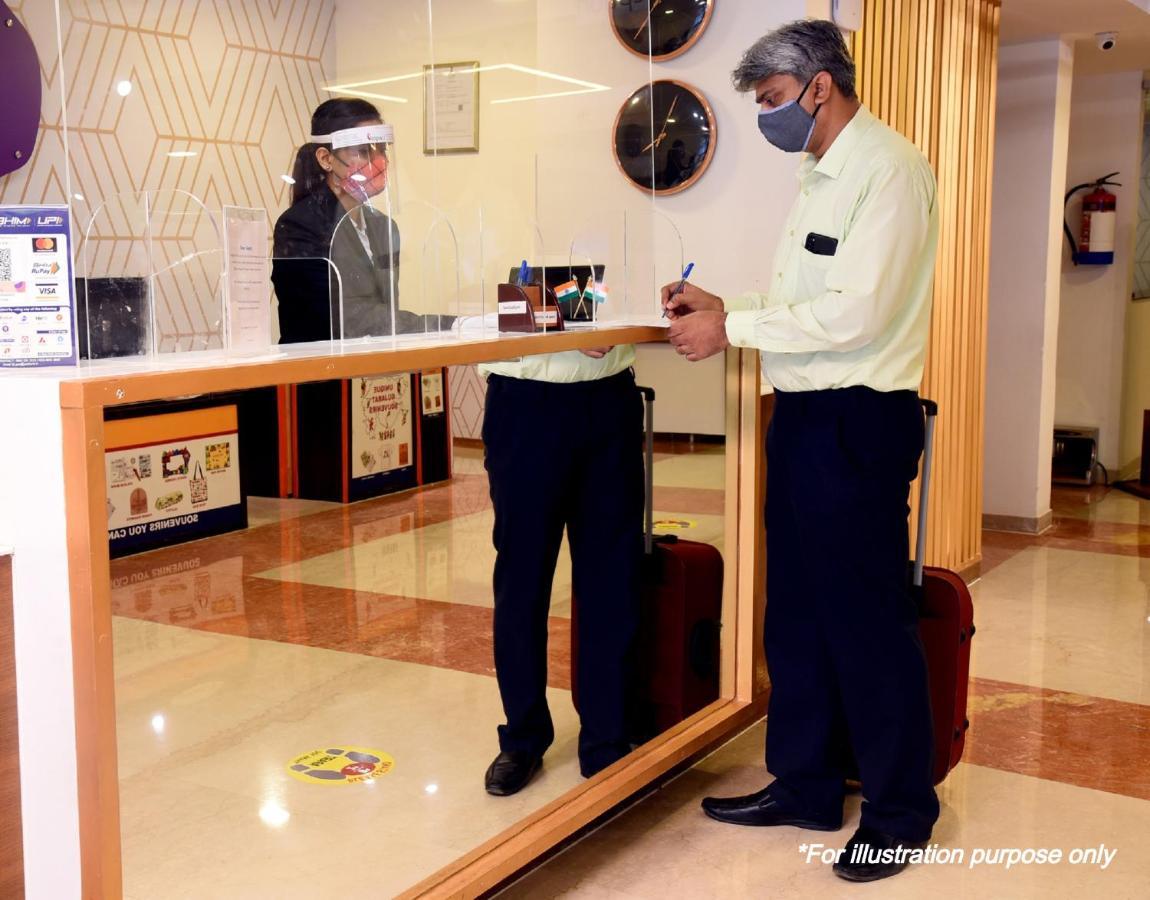 Oyo Hotel Karemore Celebration Bhandāra Exteriér fotografie